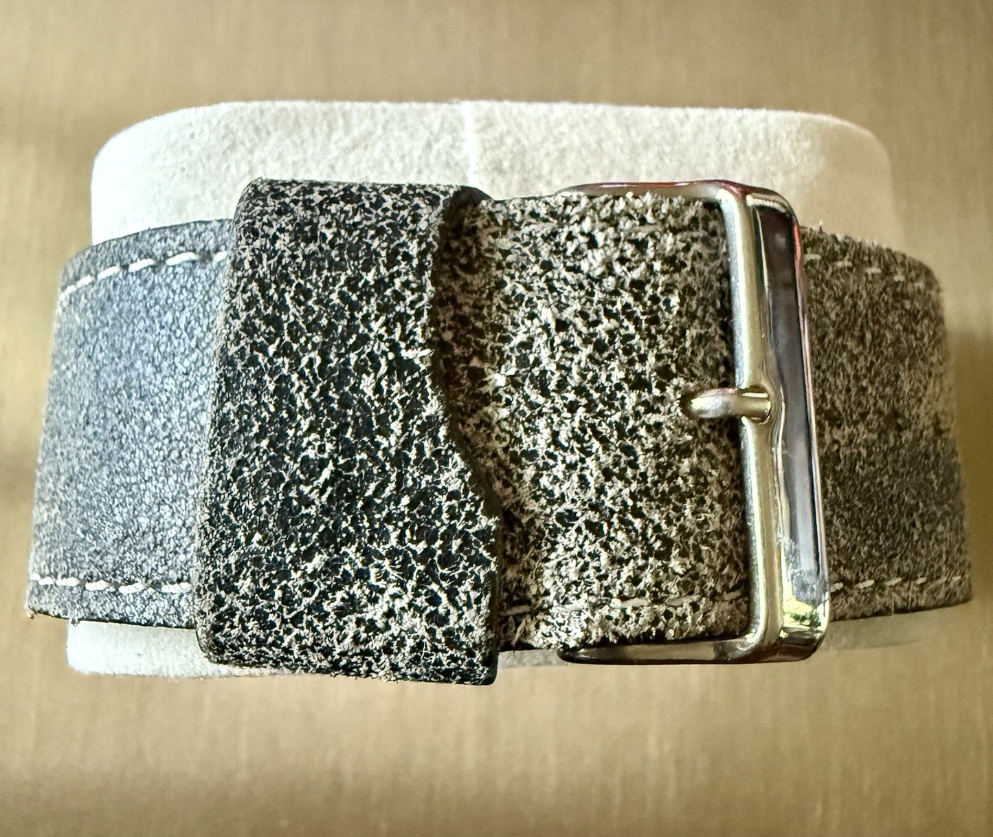 Kenneth Cole UL1050 Watch Unlisted