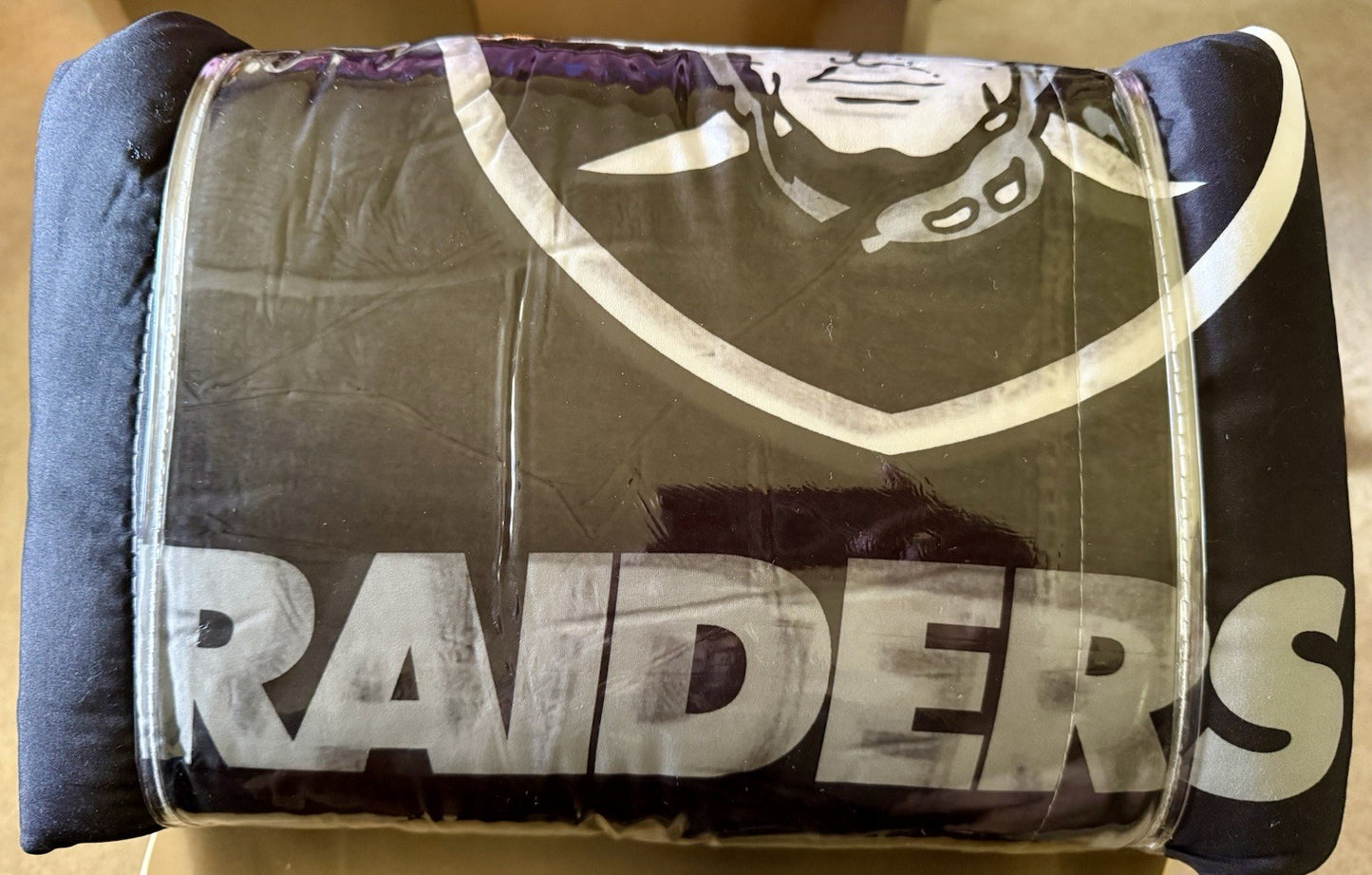 Las Vegas Raiders NFL Twin Bed in a Bag Set-AB07KPY7DQW4