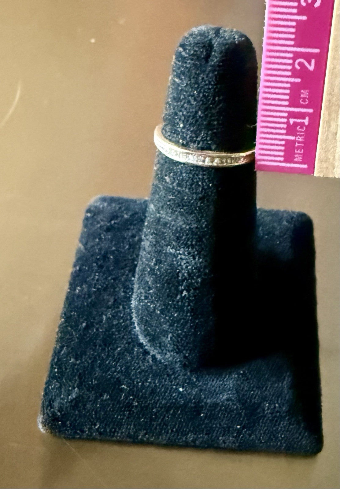 Vintage 10K Yellow Gold Diamond Ring Size7 (1.35g)