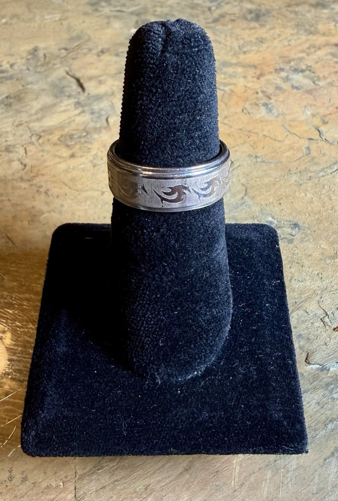 Men’s Stainless Steel Tribal Wave Wedding Band - Size 8