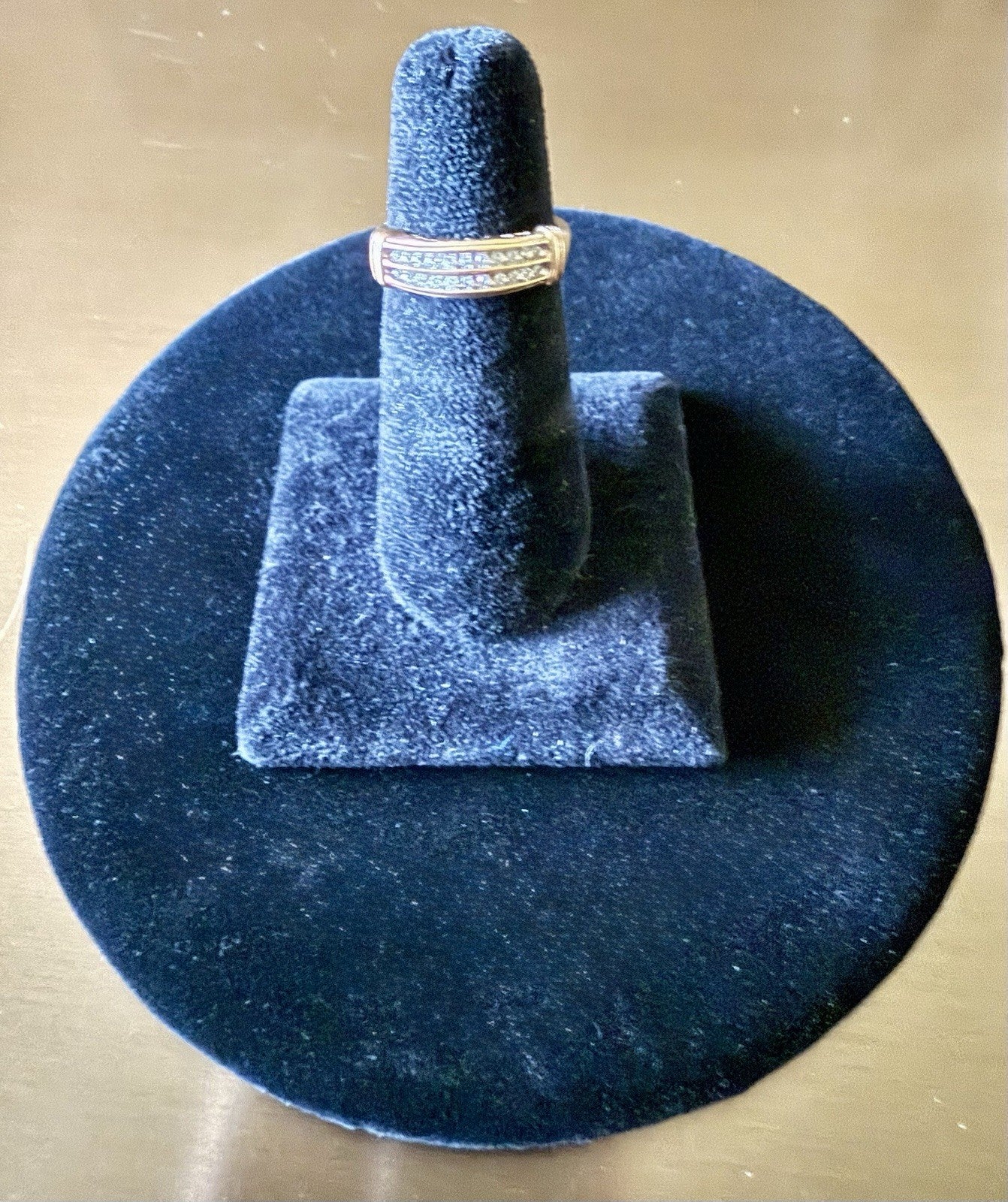 Vintage 10K Yellow Gold Diamond Band - Size 6.75 (2.75g)