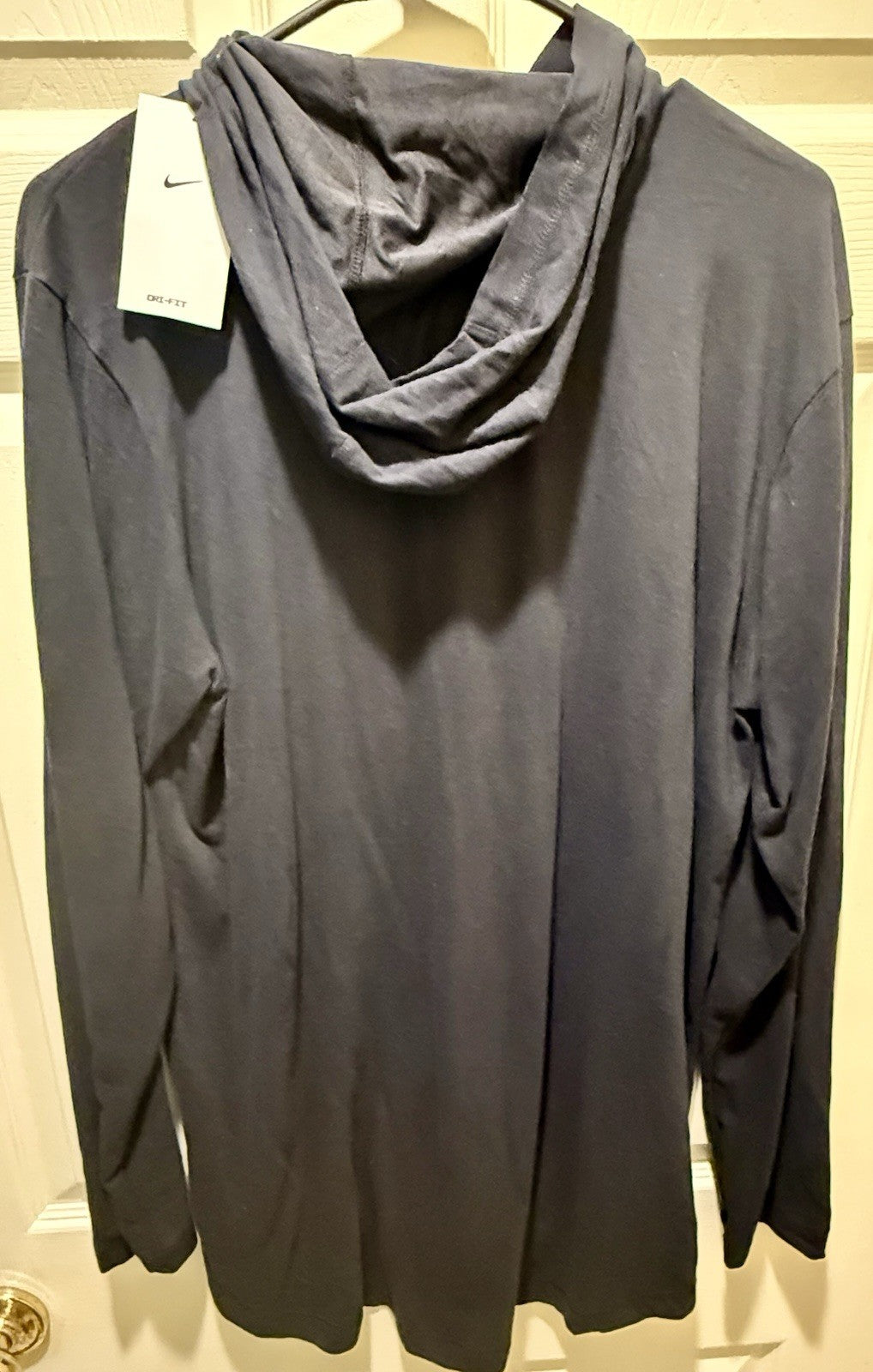 Nike Dri-FIT hooded long-sleeve T-shirt