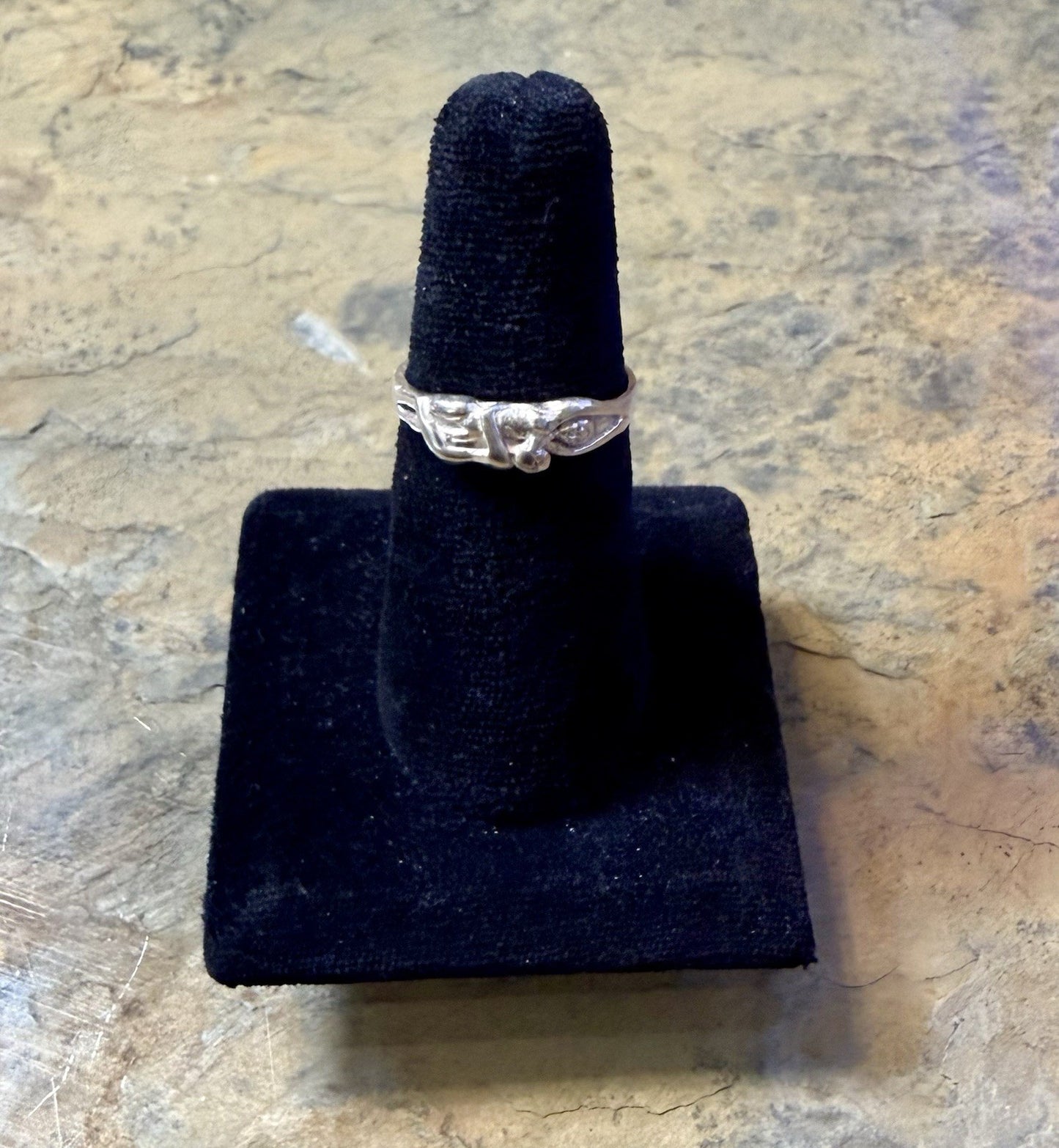 Vintage Estate Sterling Silver Lovers Entwined Explicit Ring - Size 9