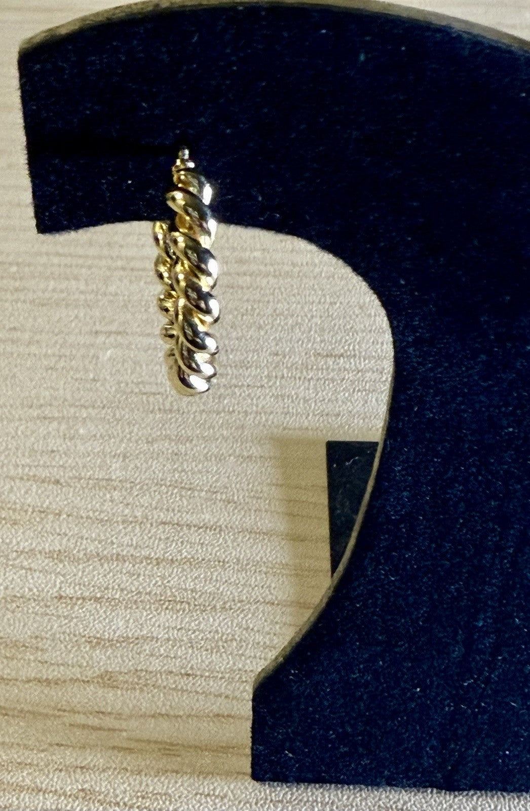 Vintage Twisted  Rope Hoop Gold Tone Earrings 