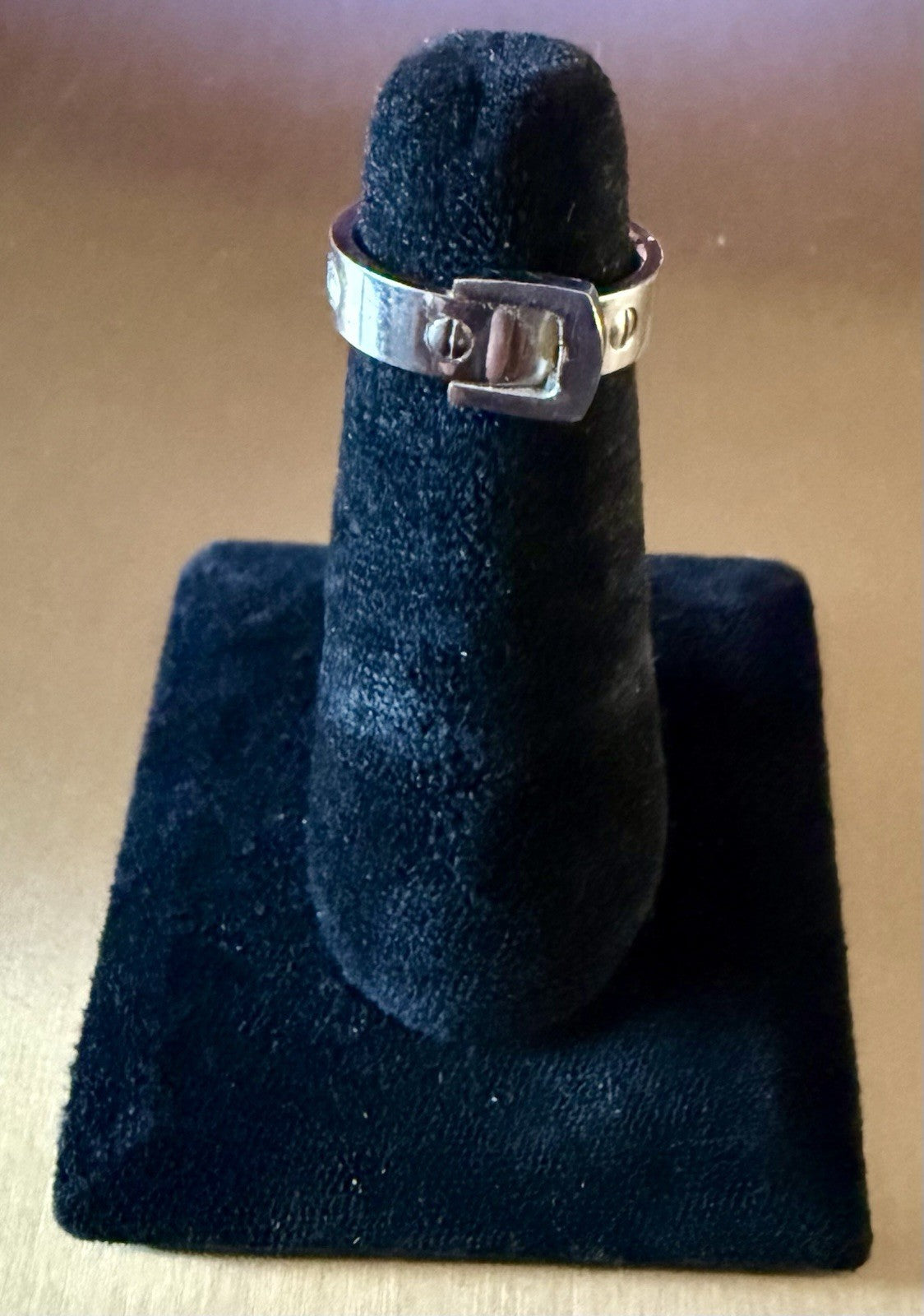 Silver Tone Ring - Size 5.5