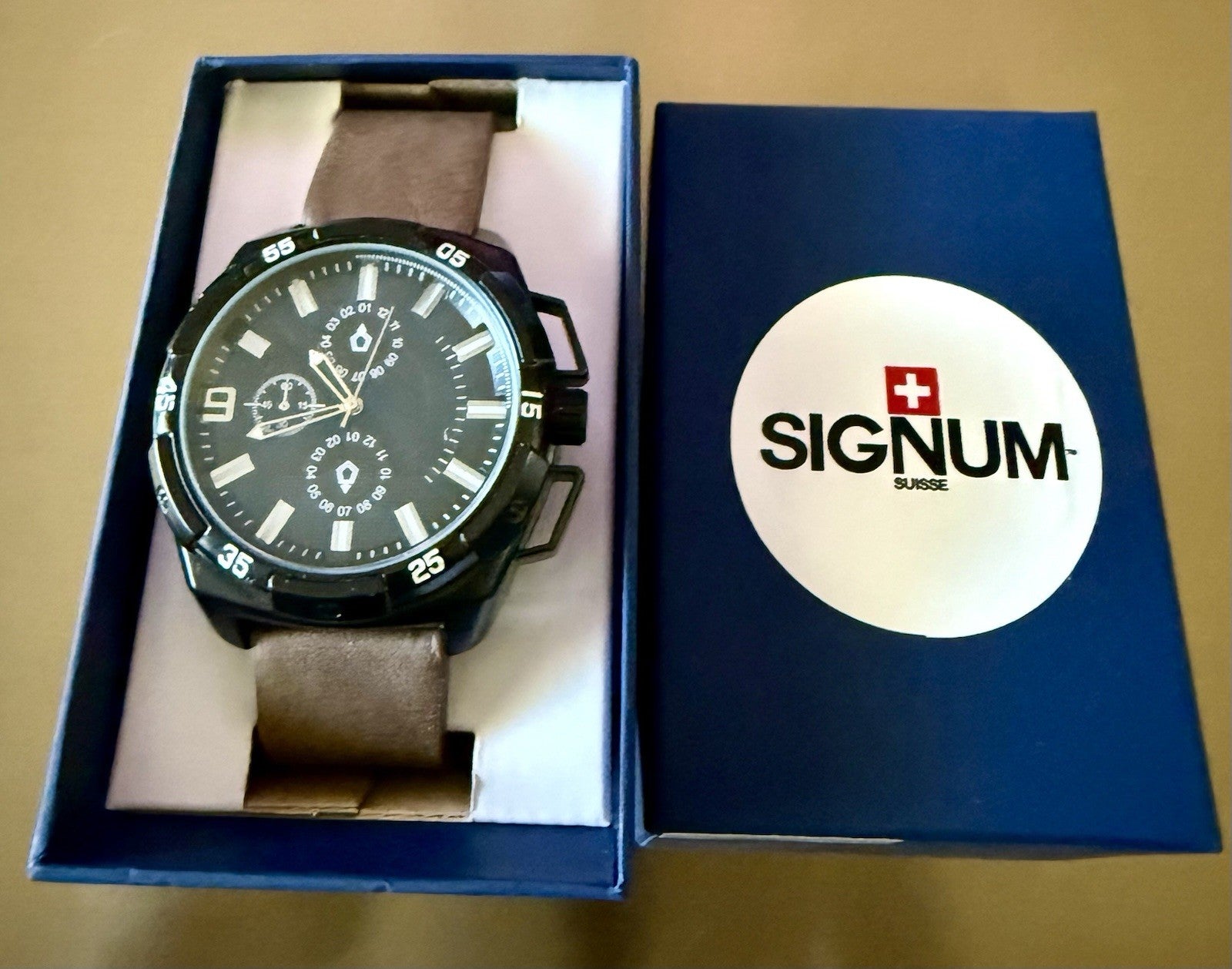 Signum Suisse Men's Chrono Analog Watch 