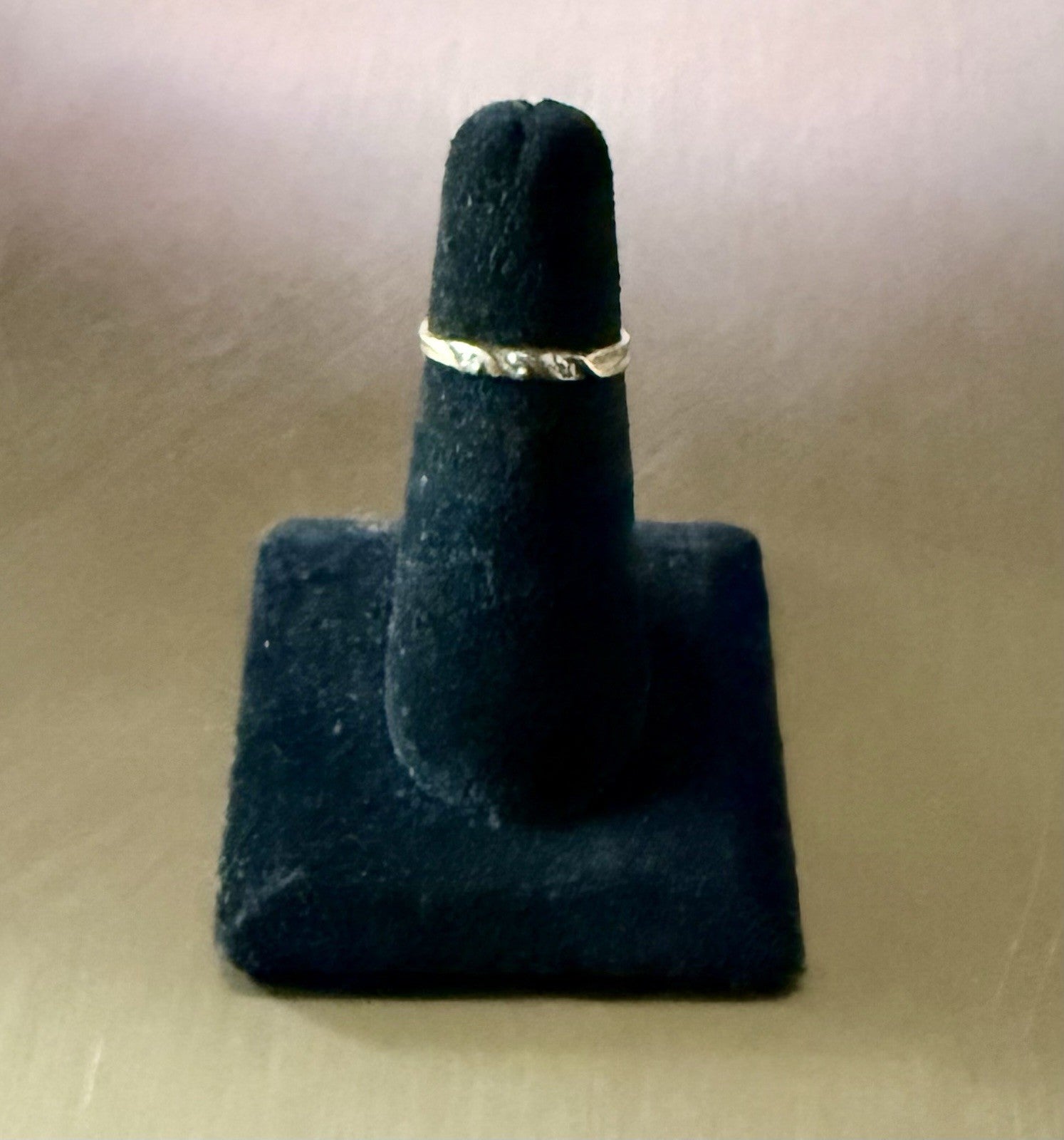 Vintage 10K Yellow Gold Diamond Band(1.37g) Size 7