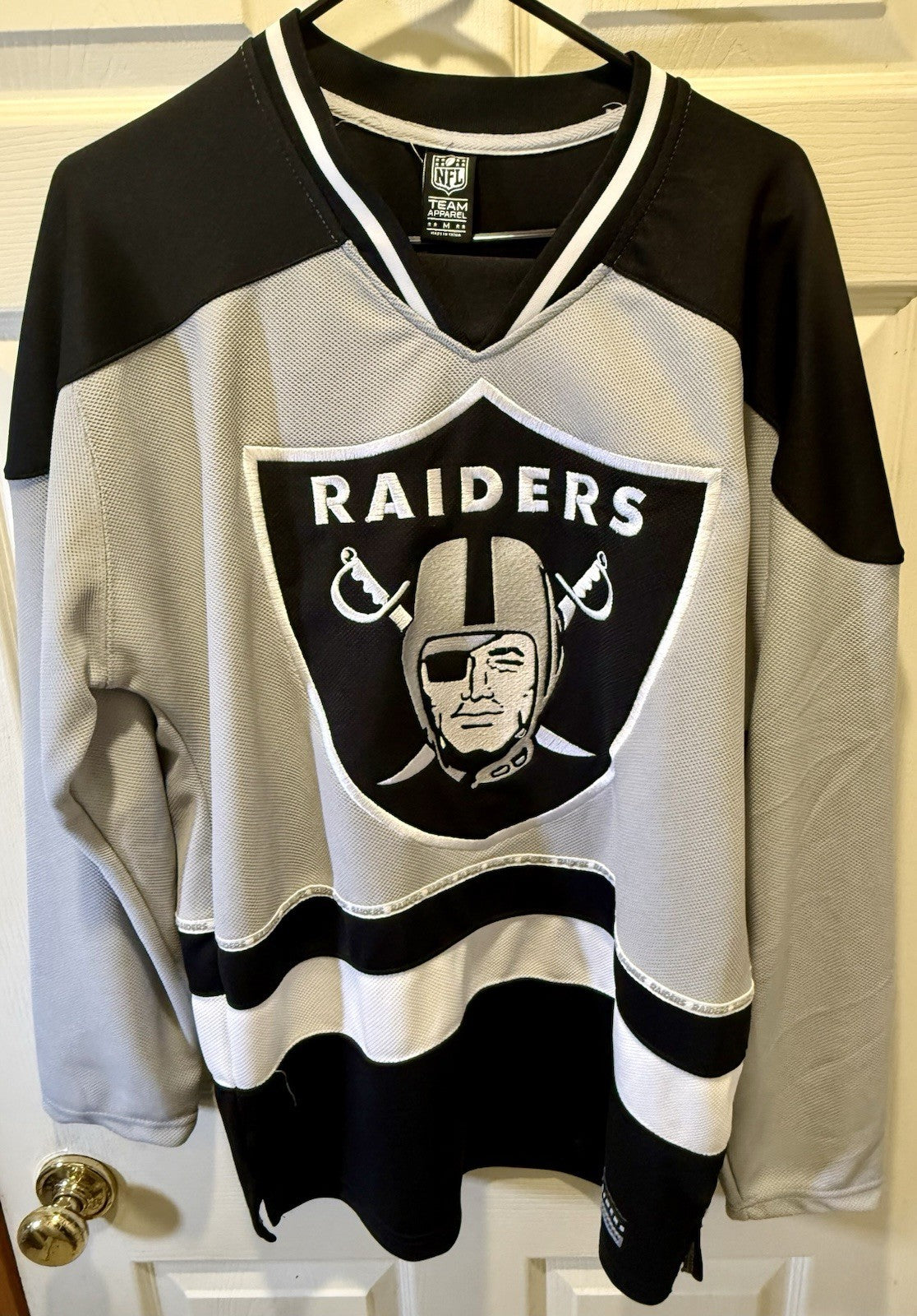 Las Vegas Raiders NFL Team Apparel jersey