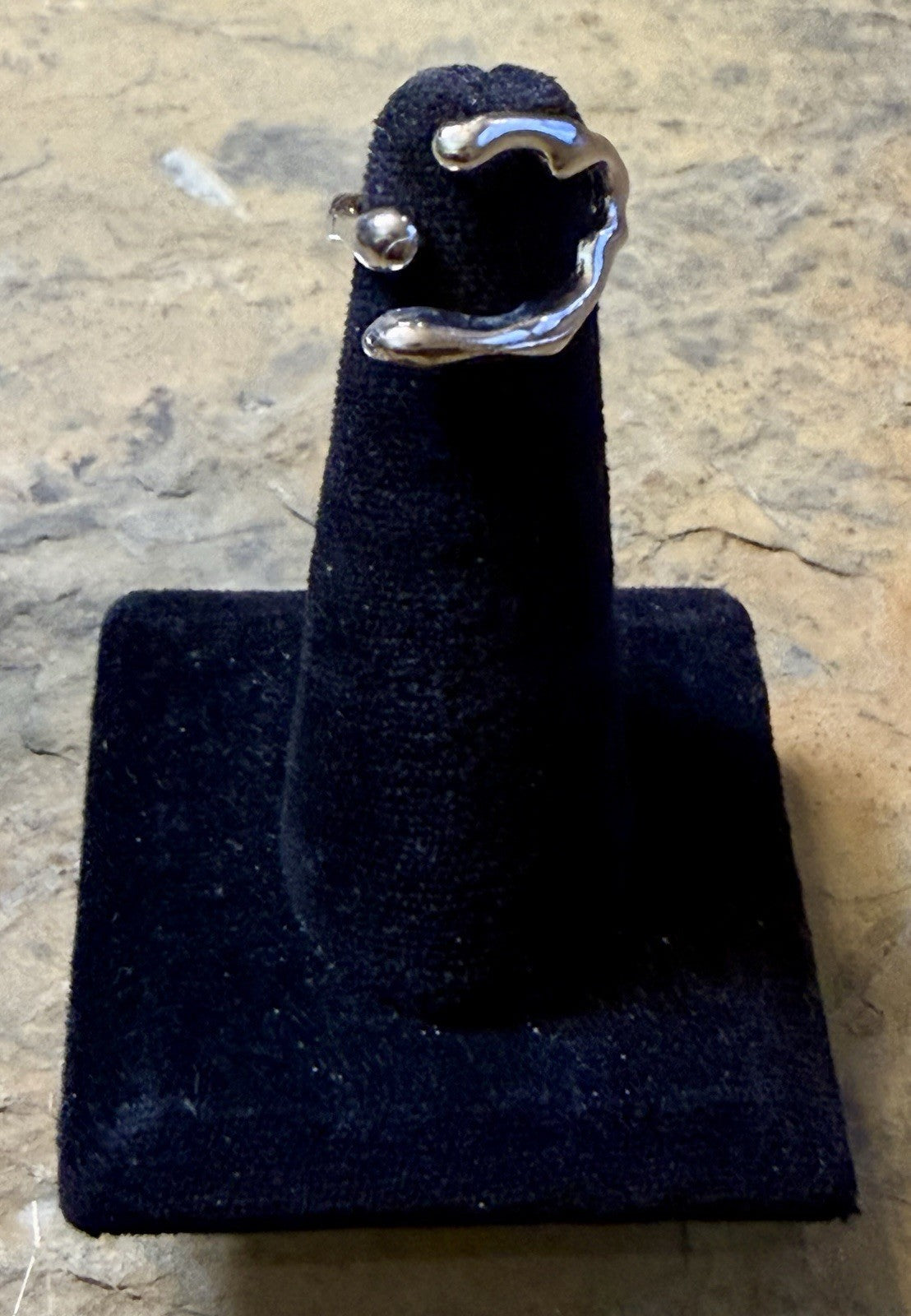Silvertone Sculptural Ring - Size 5