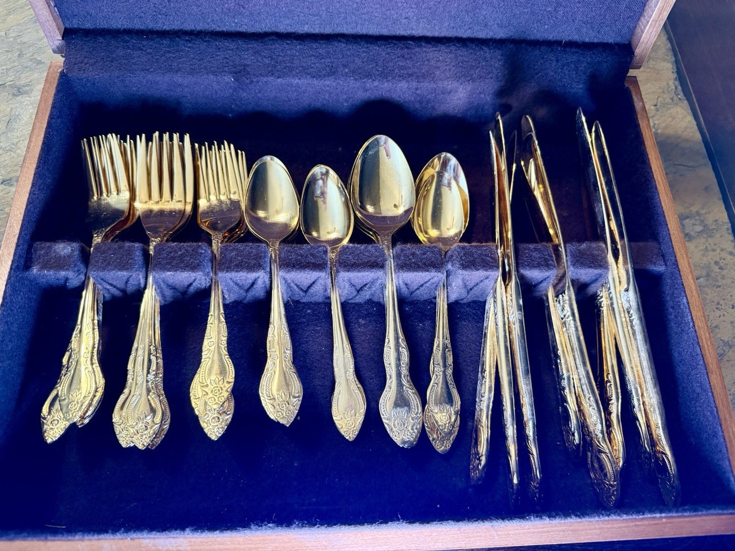 Vintage Rogers Silverplate Flatware Set Ornate Floral Handle in Wood Box