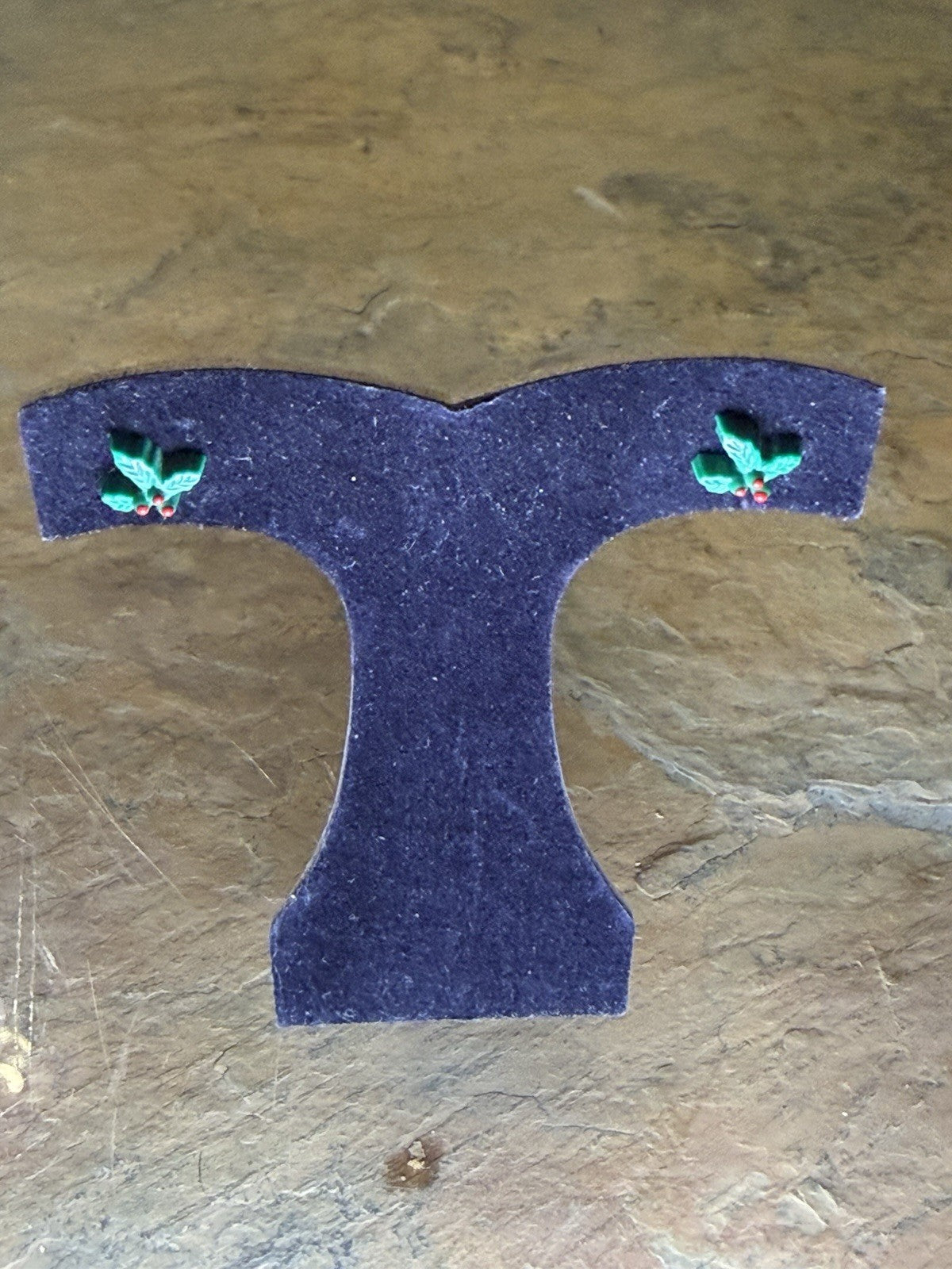 Vintage Holly Stud Earrings 