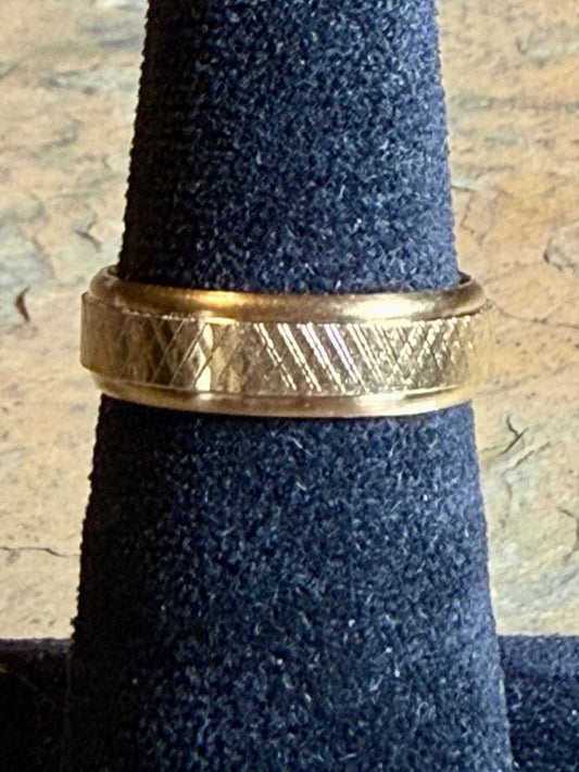 Gold Tone Textured Stainless Steel Wedding Band - Size 8
