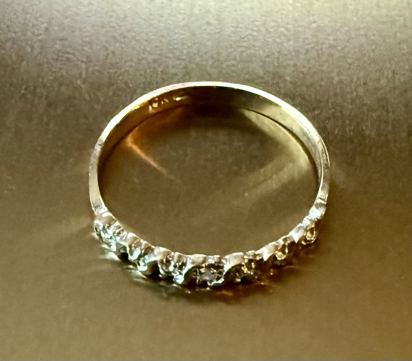 Vintage 10K Yellow Gold Diamond Band (1.00g) -Size 6