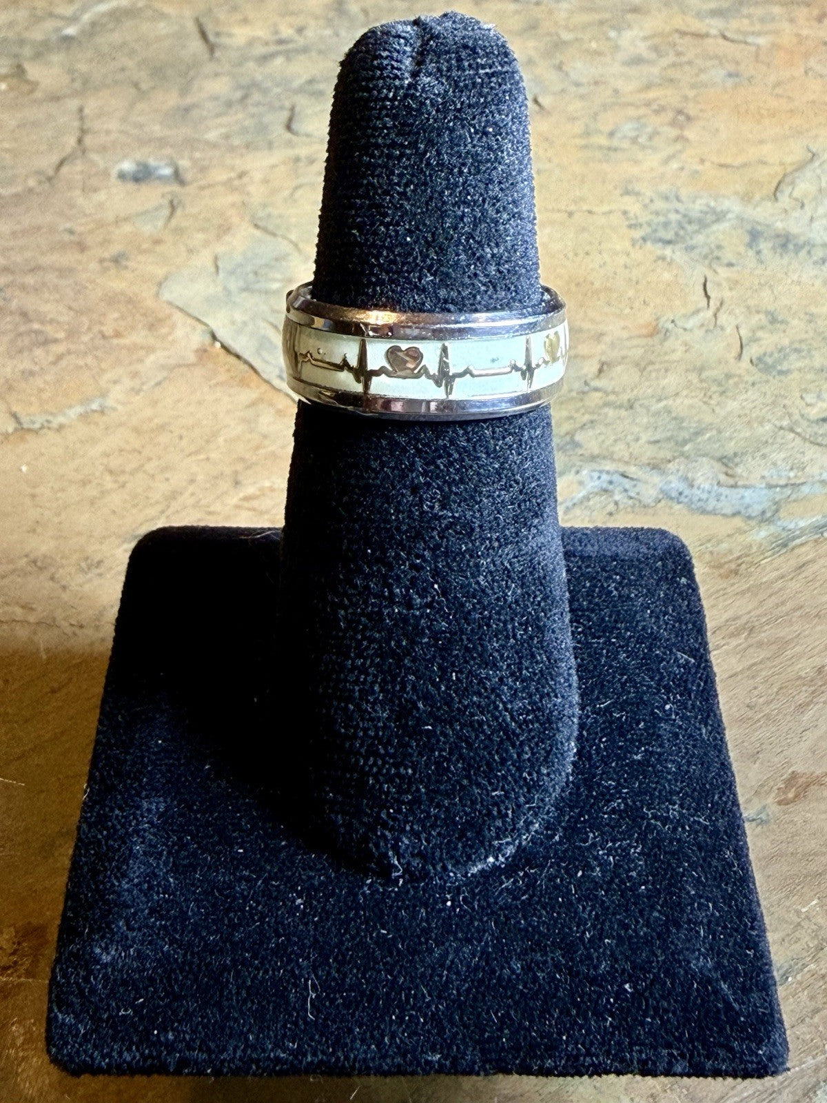 Luminous Heartbeat Ring - Size 8.25