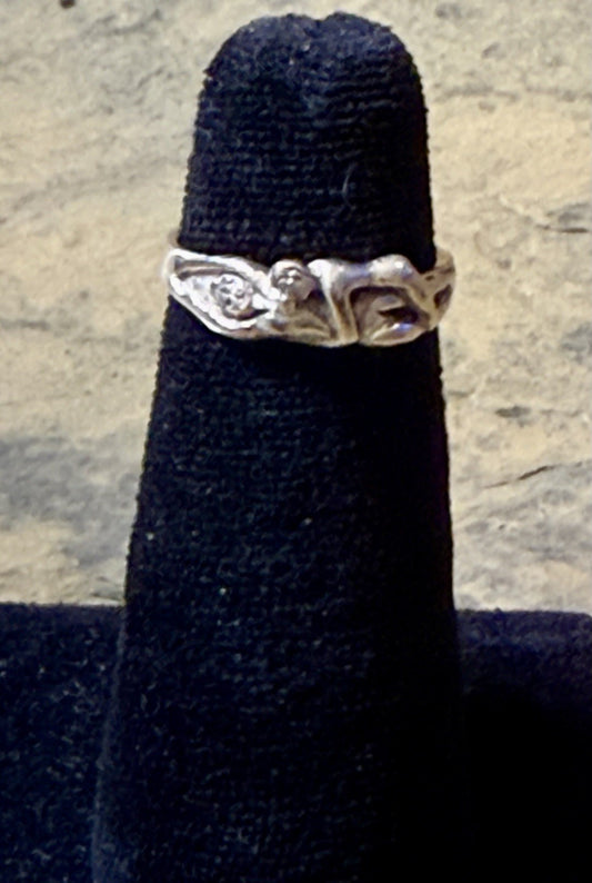 Vintage Sterling Silver Lovers Ring - Size 6