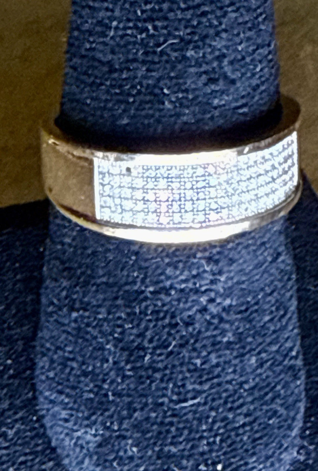 Vintage 10K Yellow Gold Diamond Pave Ring - Size 10 (4.77g)
