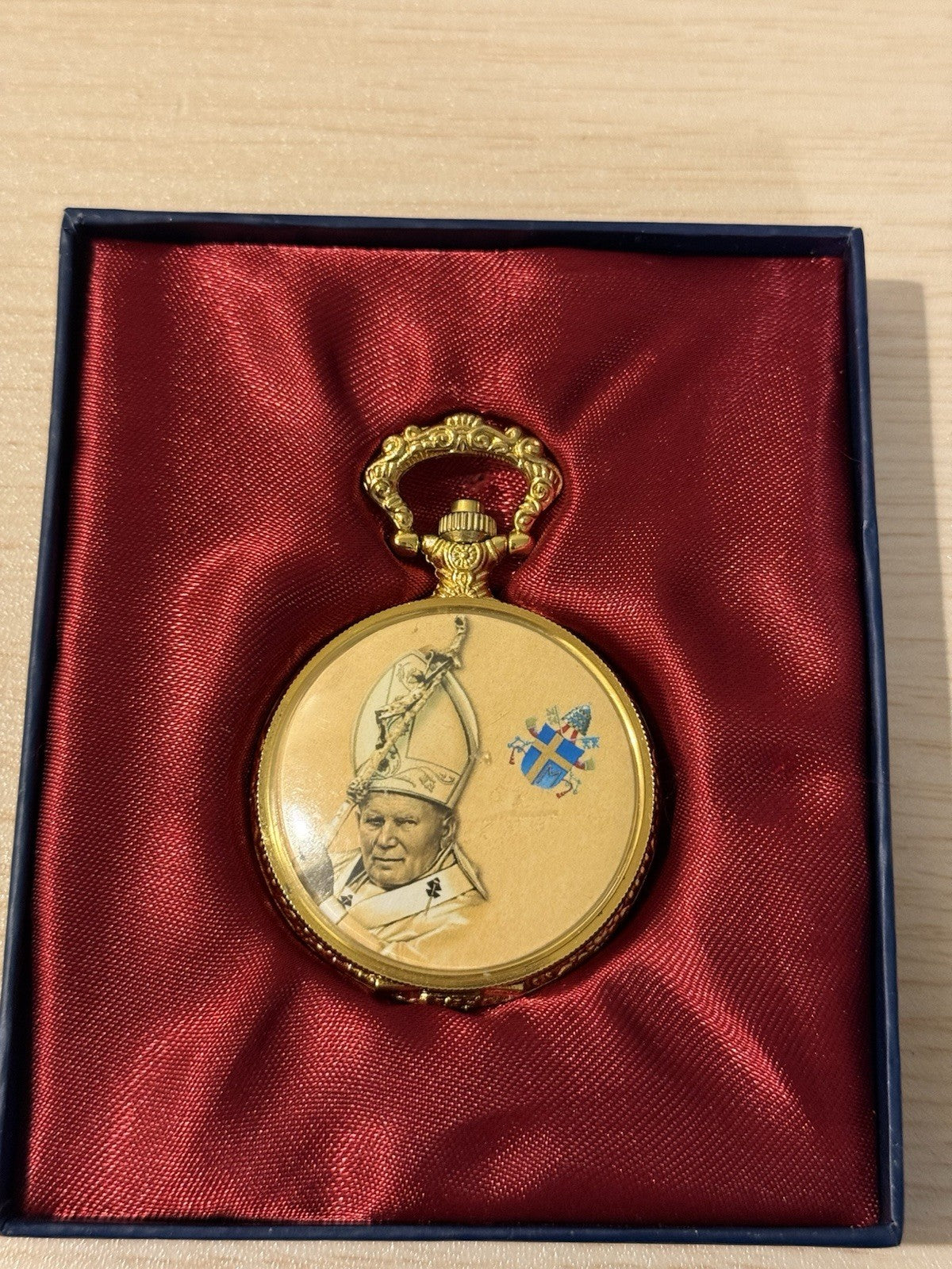 Vintage Gold Tone Pope John Paul II Quartz Pocket Watch