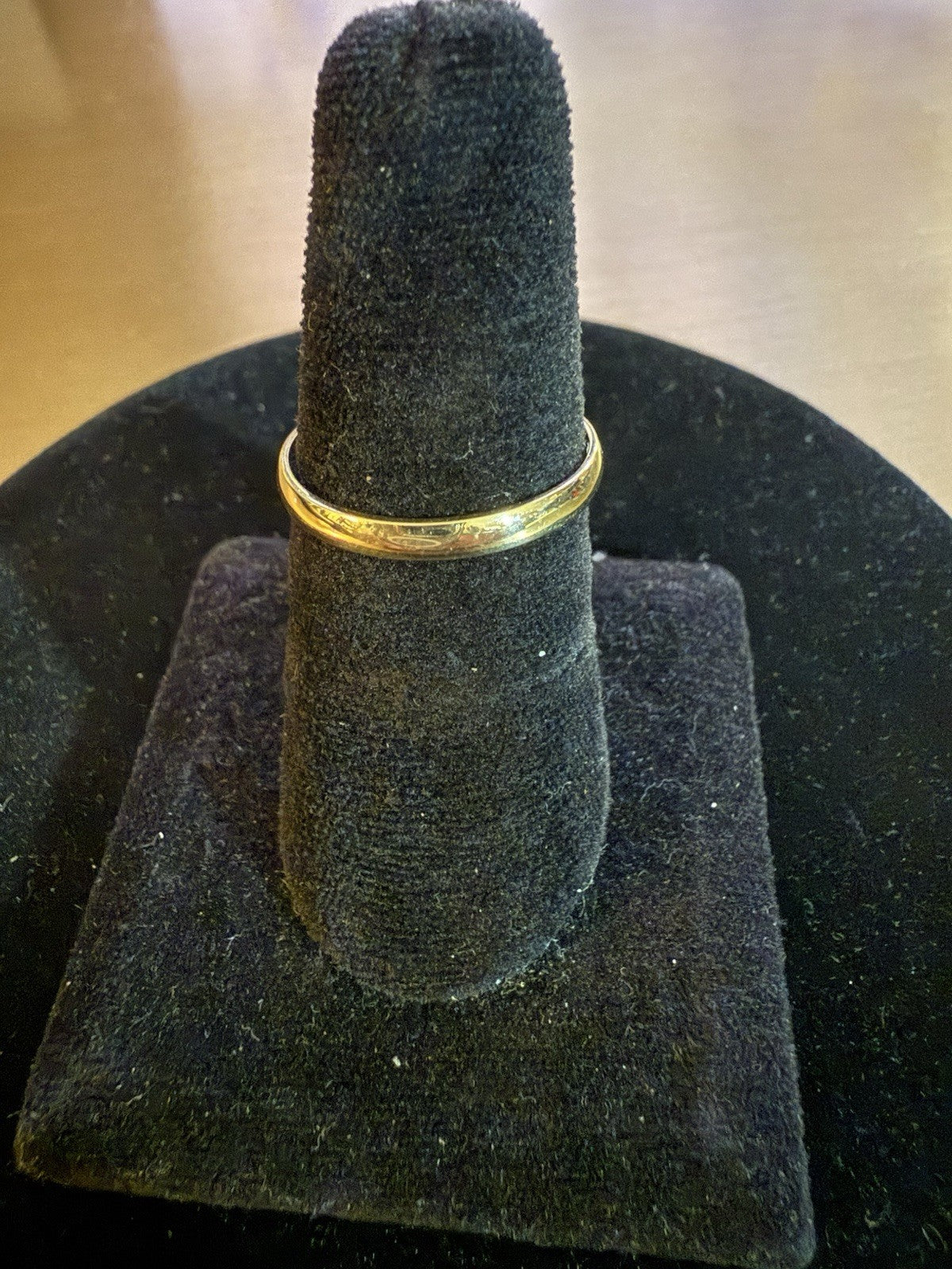 10K Yellow Gold Wedding Band  Size 10 (1.8g)