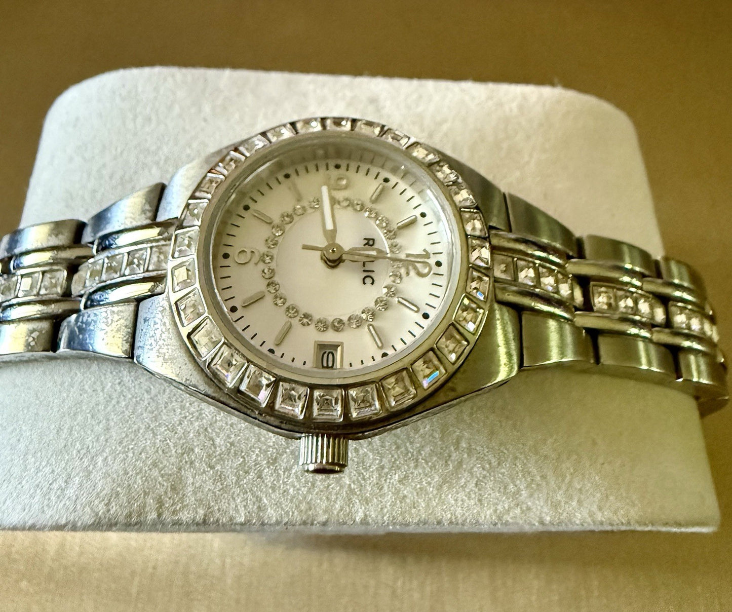 Relic Fossil Watch Women Crystals Silver Tone MOP Date Bling New Battery 6.5"