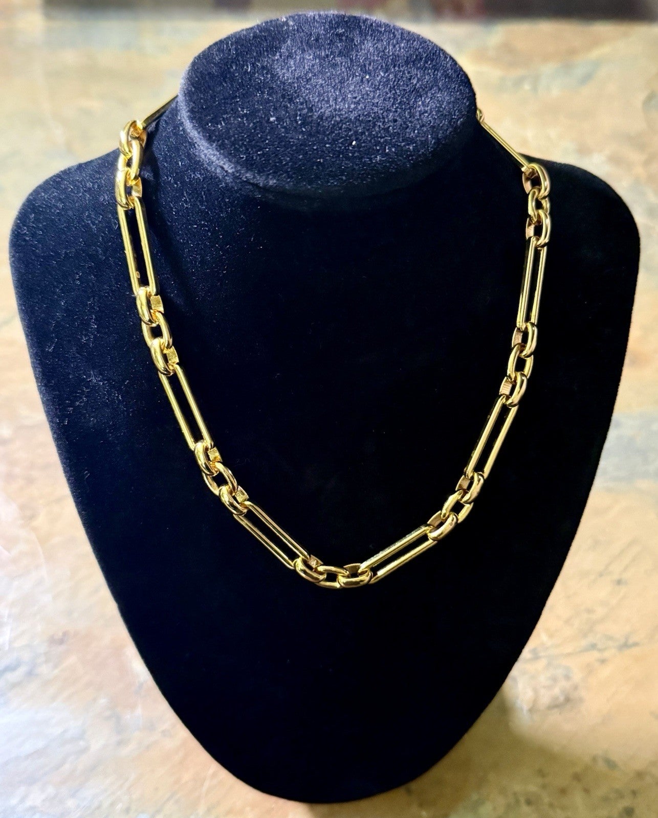 Gold Tone Necklace 