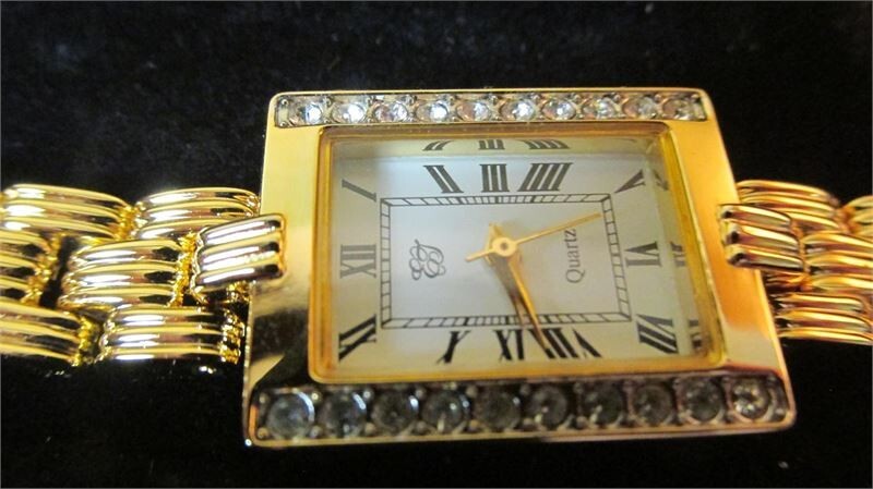 Ladies Rhinestone Encrusted Wrist Watch