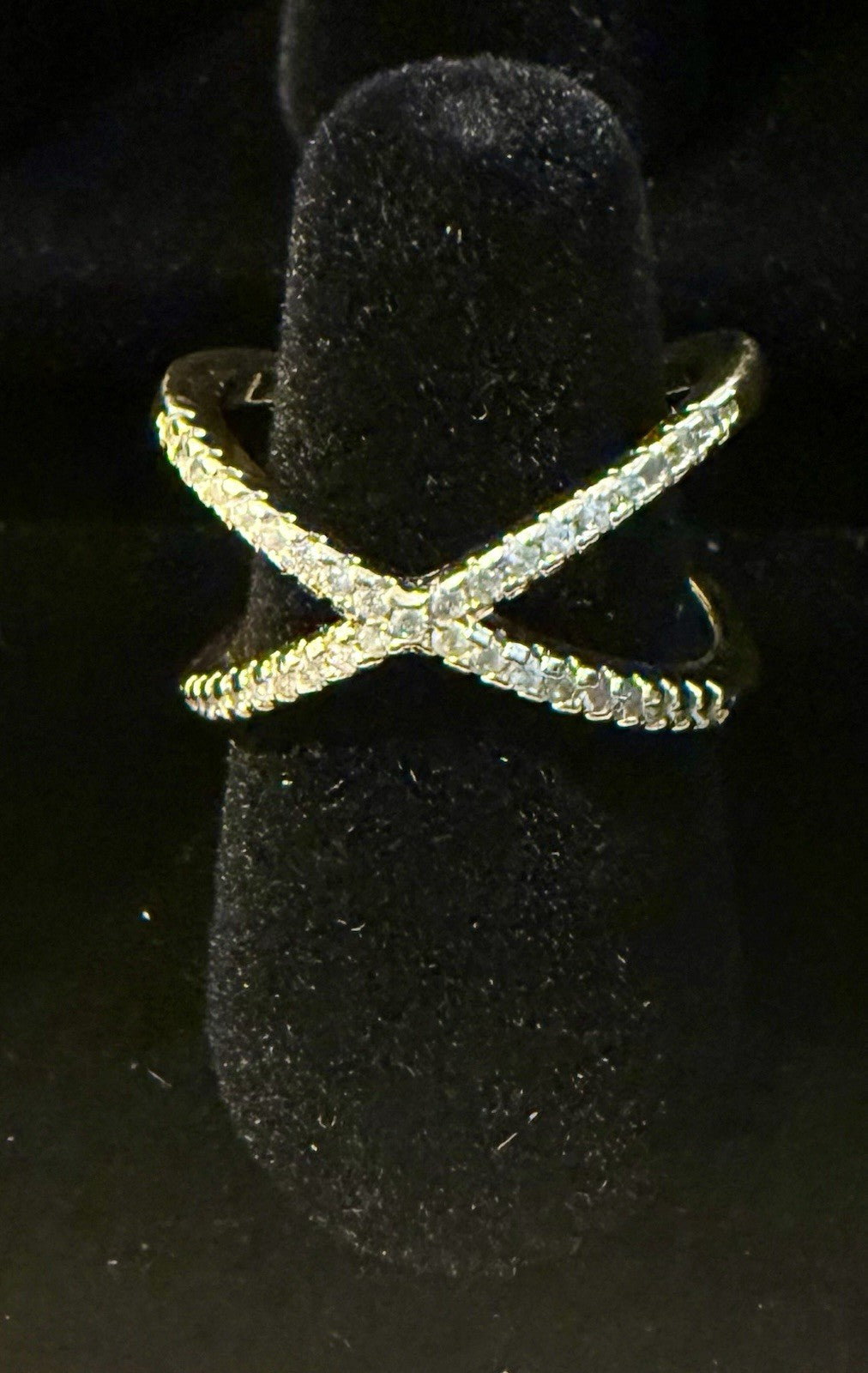 Gold Tone Cross Ring - Size 6