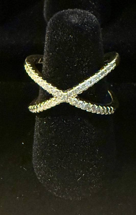 Gold Tone Cross Ring - Size 6