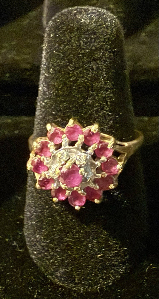 Vintage 10KYellow Gold Ruby and Diamond Ring   Size6.5  (2.25gms)