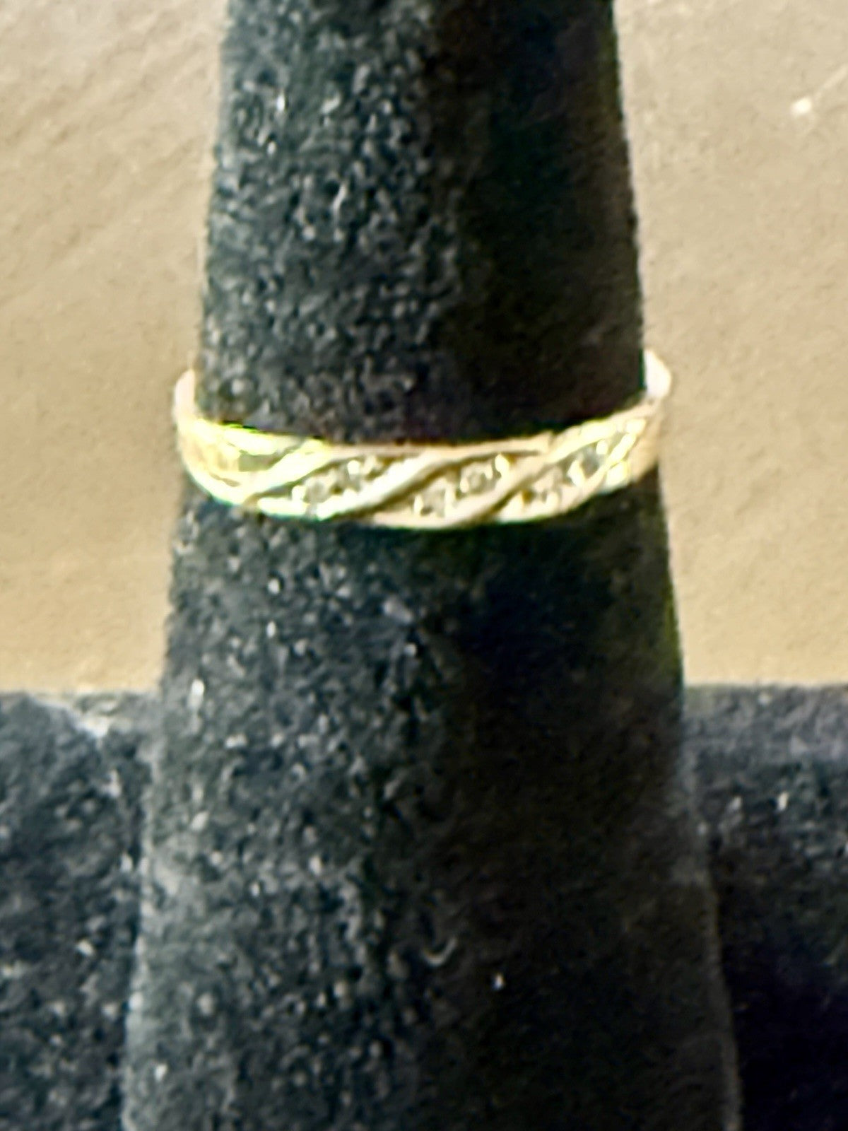 Vintage 14K Yellow Gold Diamond Band(1.55g) Size 7.5