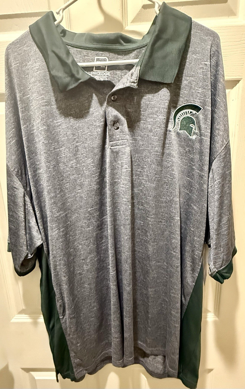 Colosseum Michigan State Spartans Revolution Polo shirt