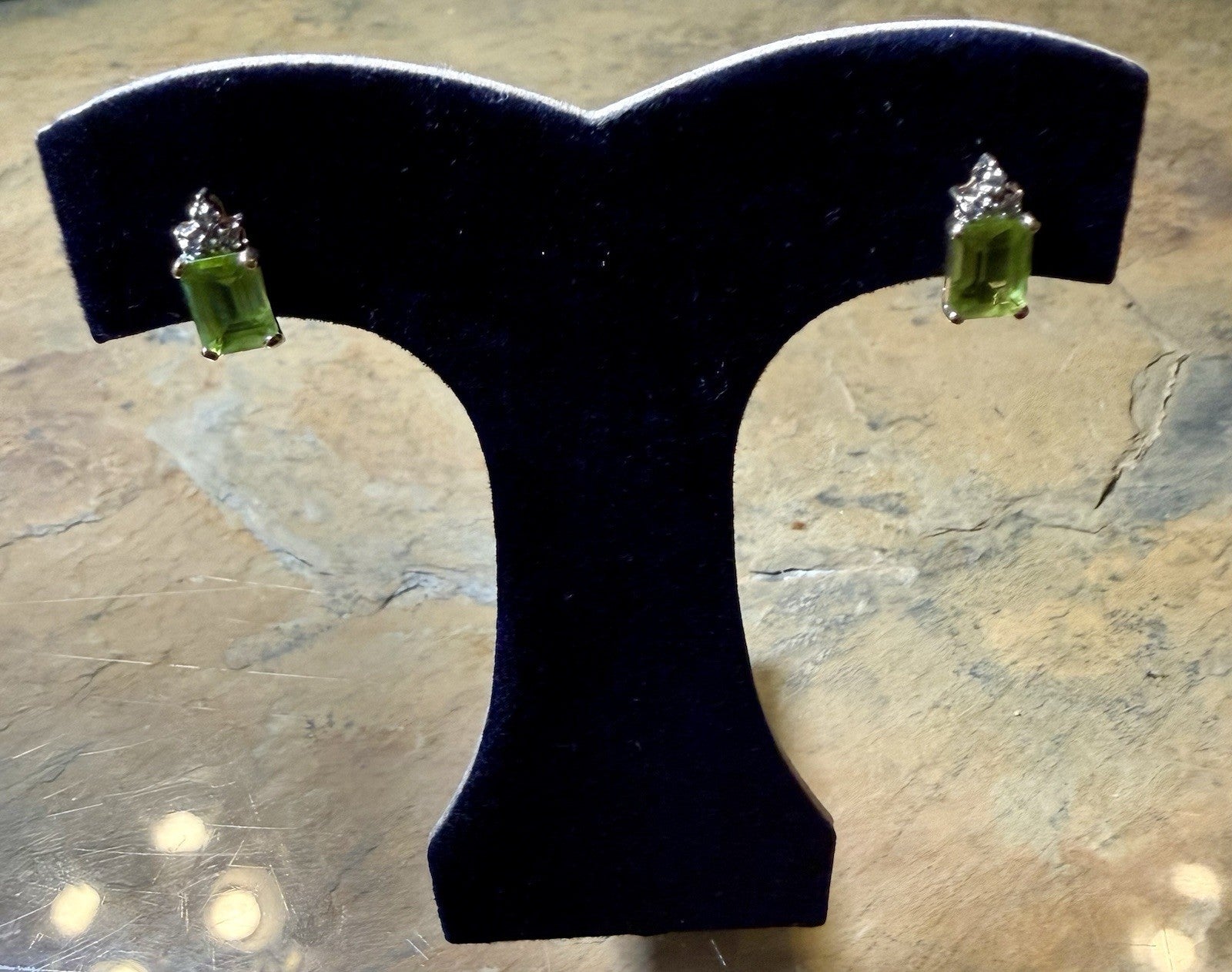 VINTAGE 10k GOLD PERIDOT AND DIAMOND GEMSTONE EARRINGS