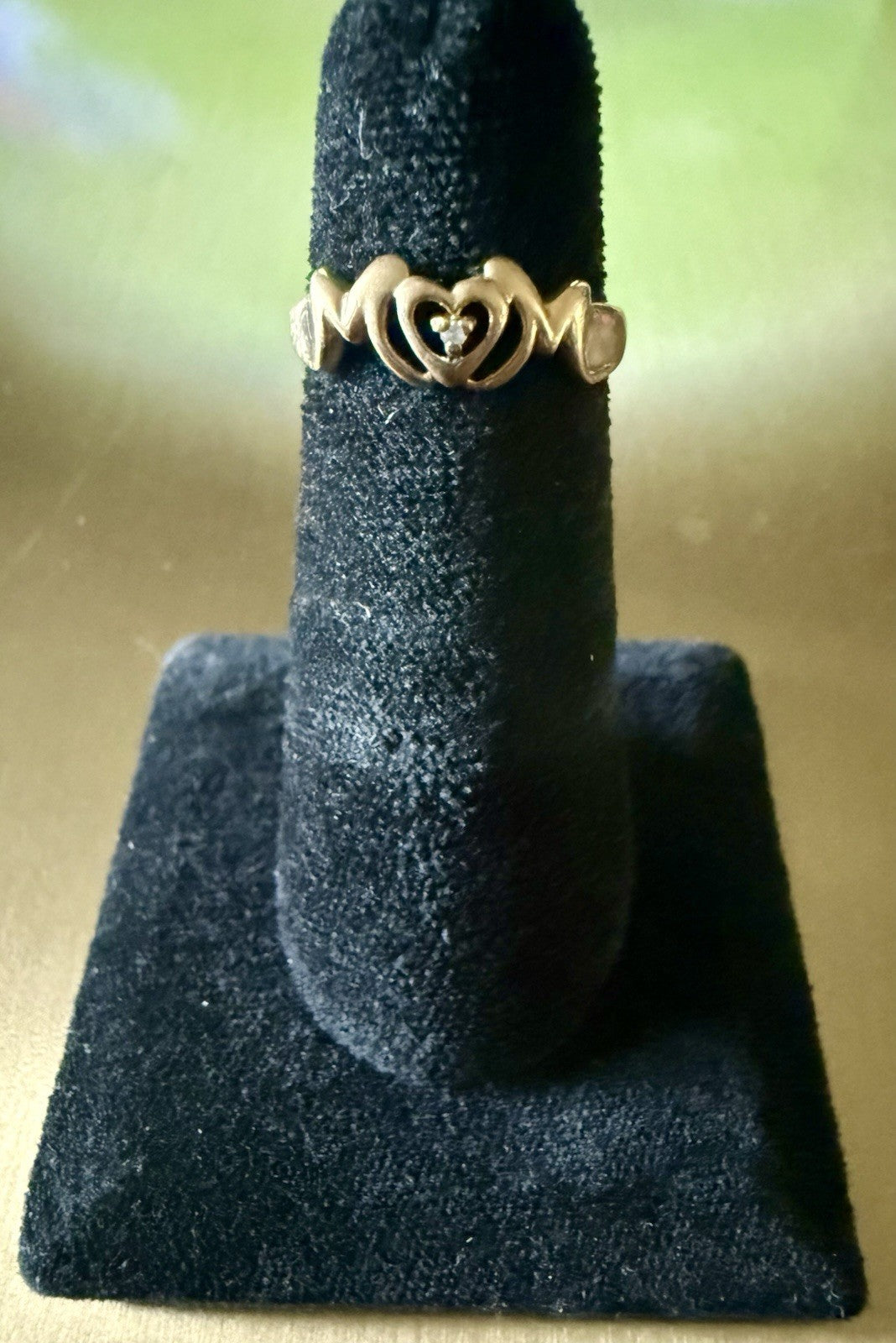 10K Yellow Gold Diamond Mom Ring (1.49g)- Size 6.25