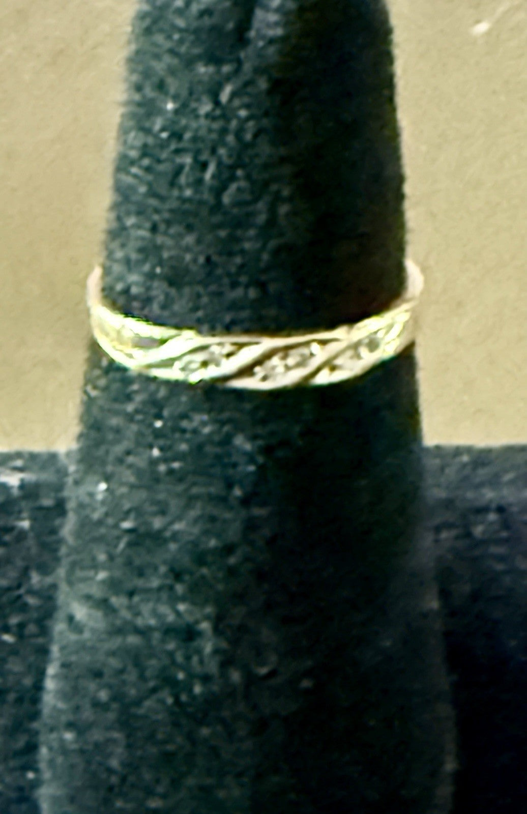 Vintage 14K Yellow Gold Diamond Band(1.55g) Size 7.5