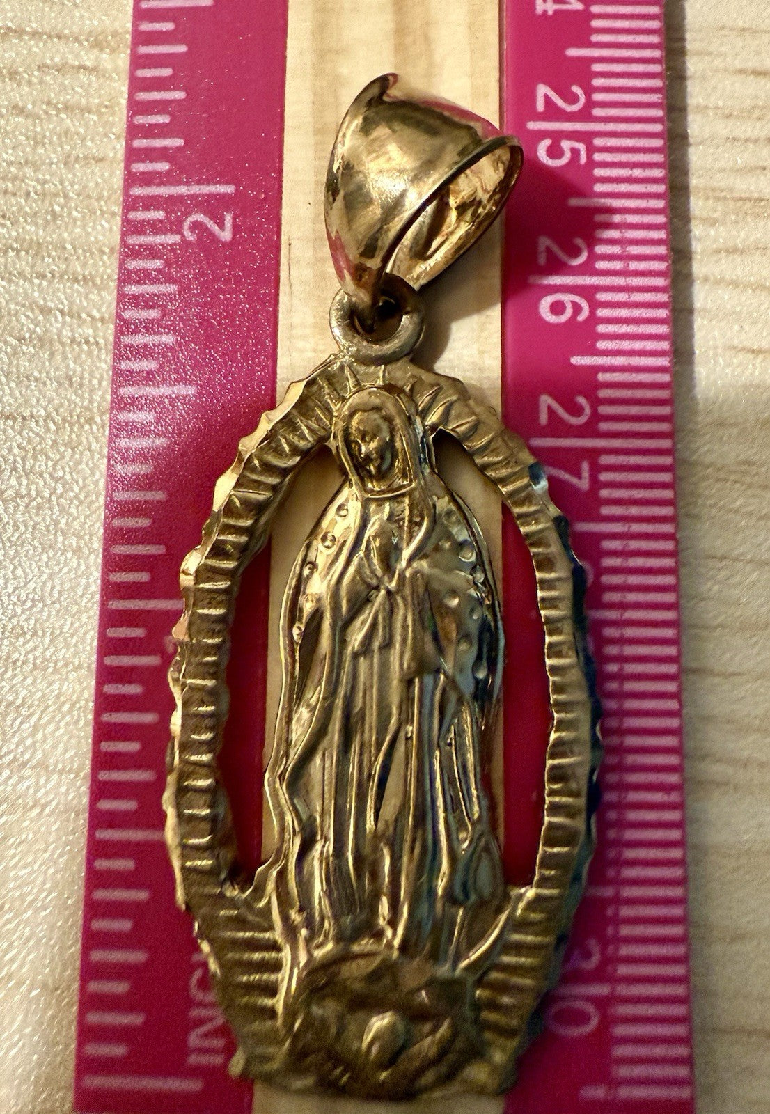 Vintage Gold Tone Virgin Mary Pendant 