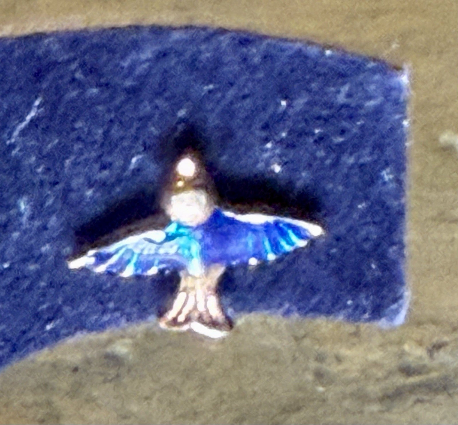 vintage gold-tone bluebird lapel pin 