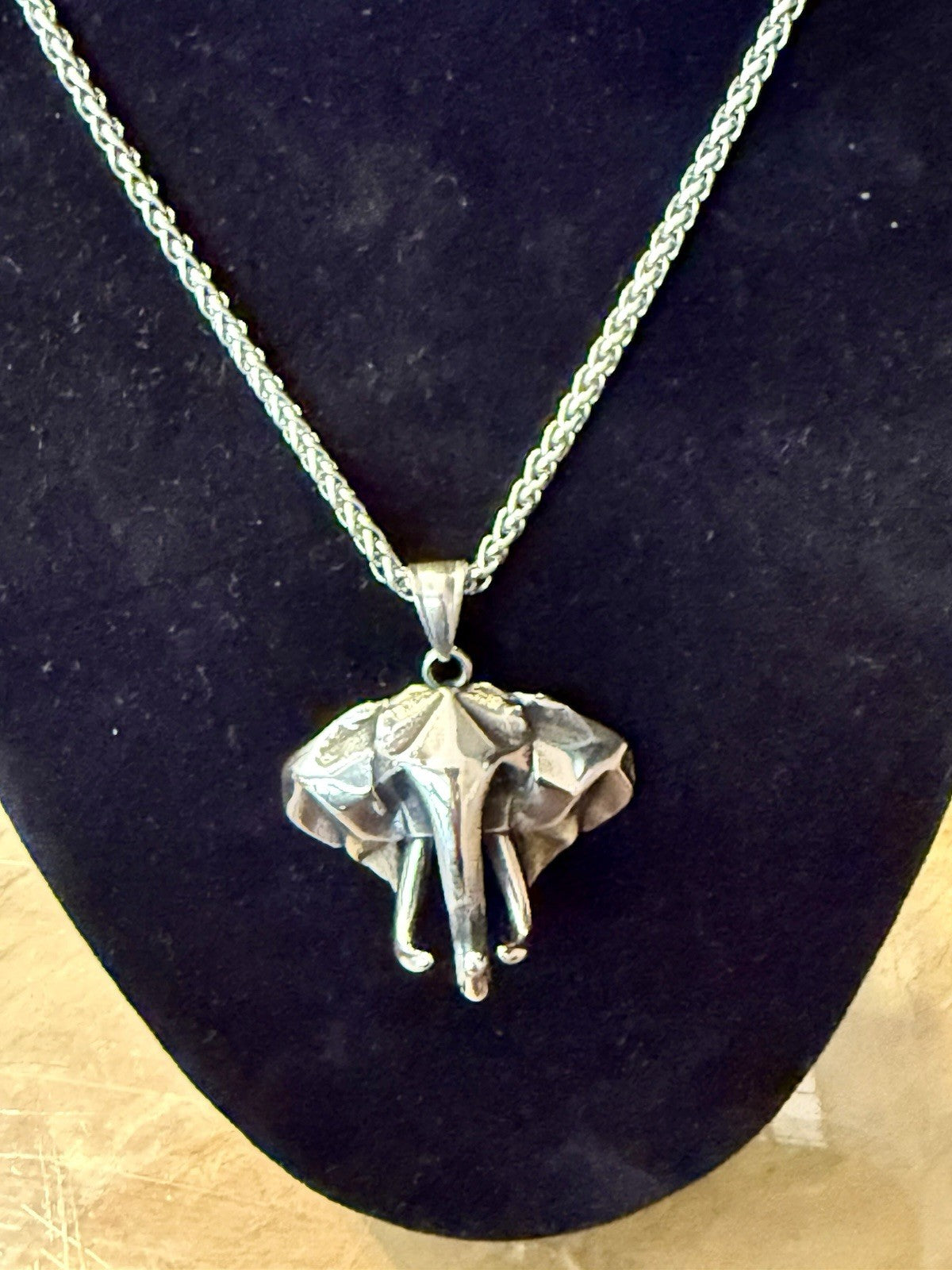 Vintage Elephant Head Pendant Necklace -Bold Sculpture Design W/Chain