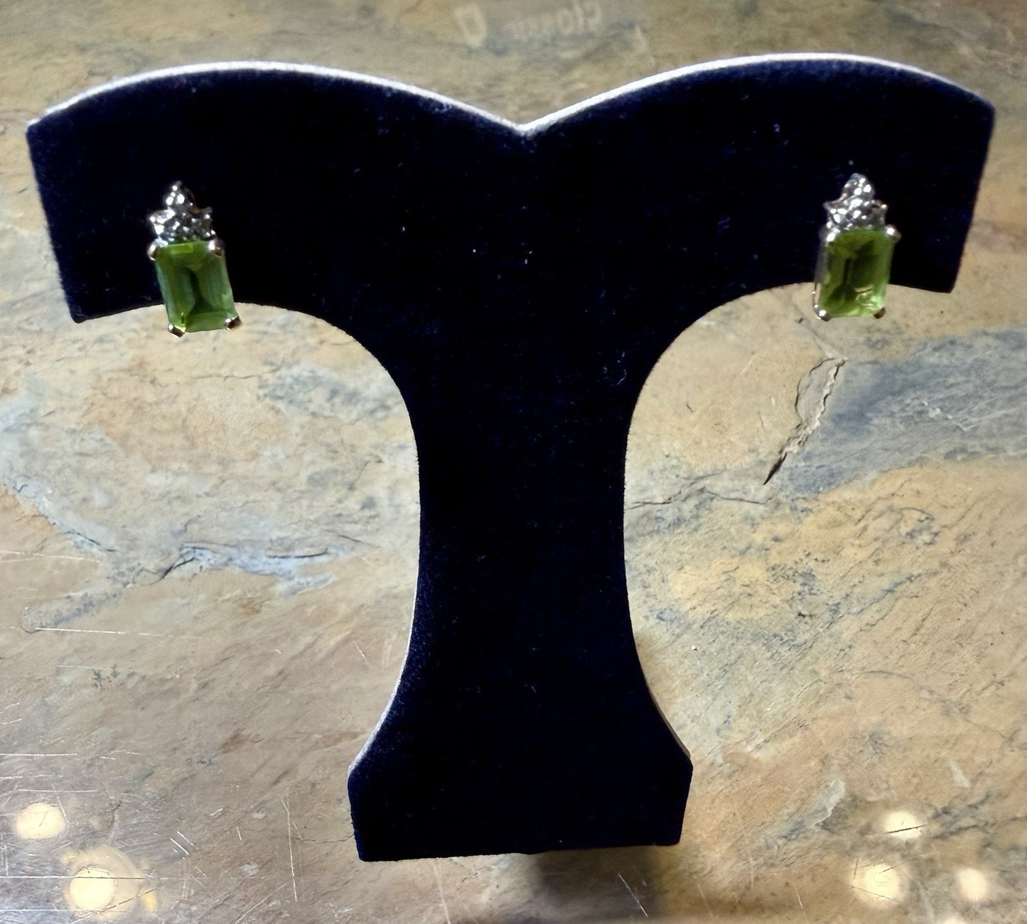VINTAGE 10k GOLD PERIDOT AND DIAMOND GEMSTONE EARRINGS