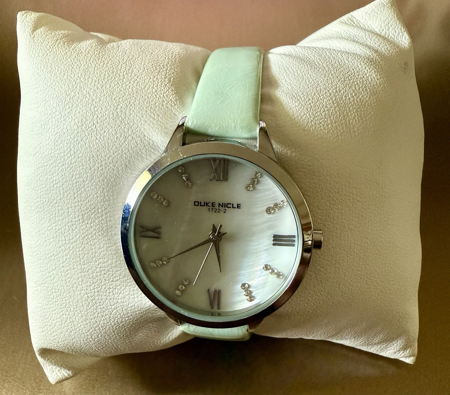 Duke Nicle 1722-2 Analog Watch