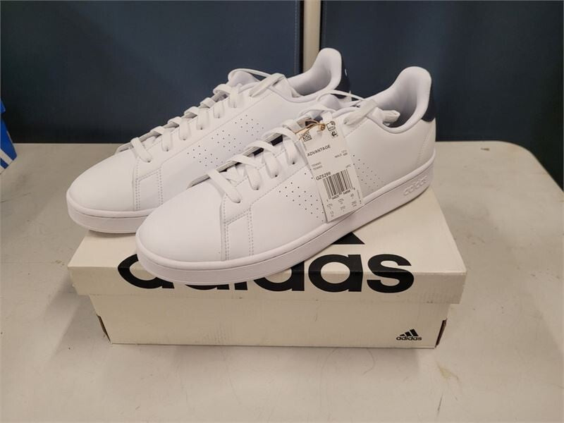 Adidas Advantage Tennis Shoes 