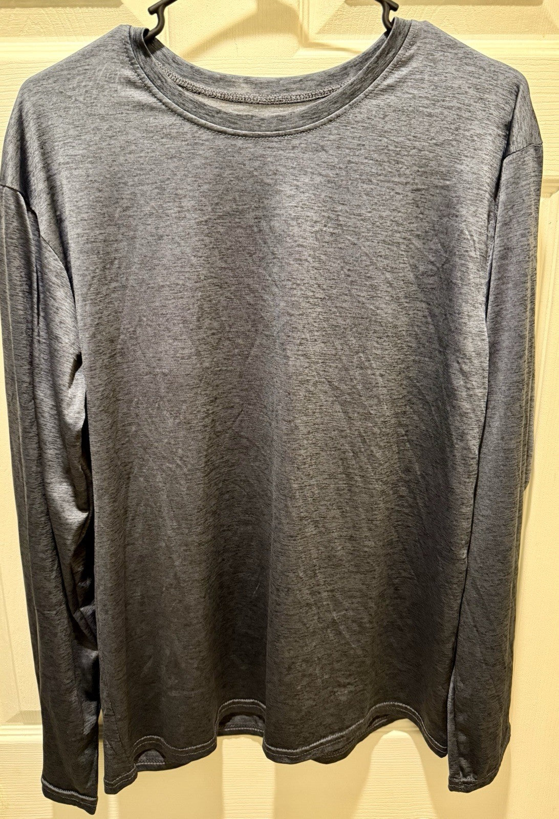 REAL ESSENTIALS Men's Long Sleeve T-shirt 