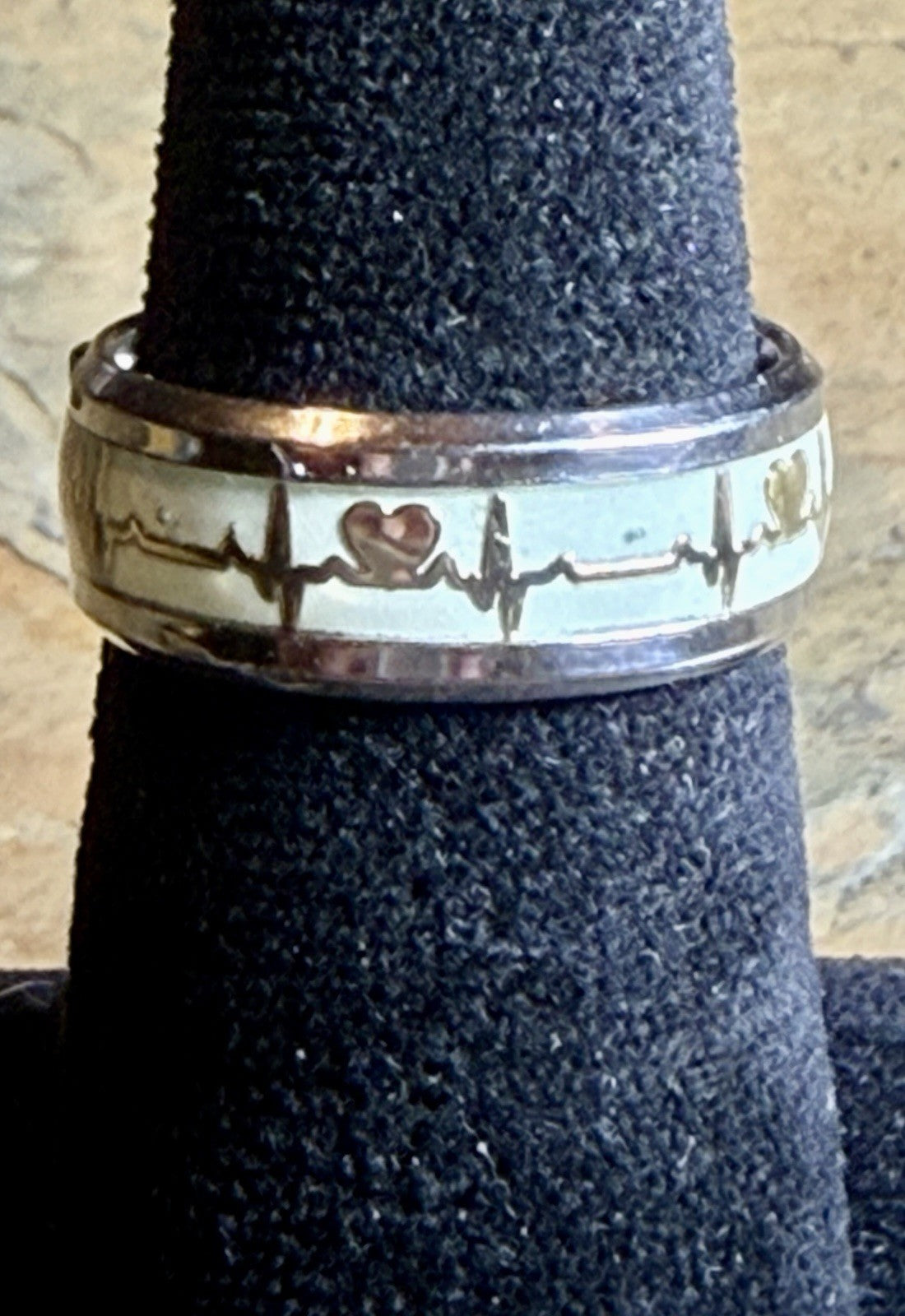 Luminous Heartbeat Ring - Size 8.25