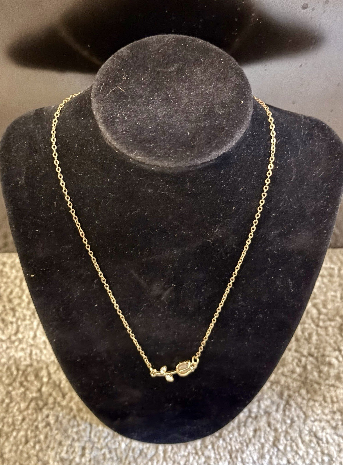 Gold Tone Tulip Flowers Necklace 