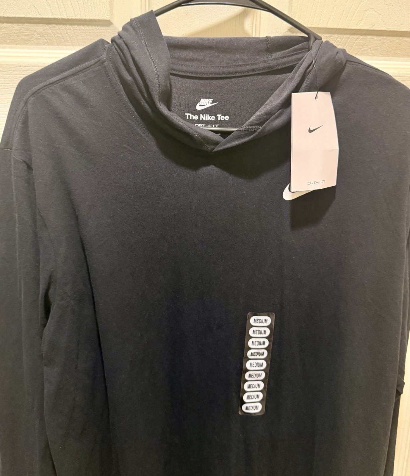 Nike Dri-FIT hooded long-sleeve T-shirt