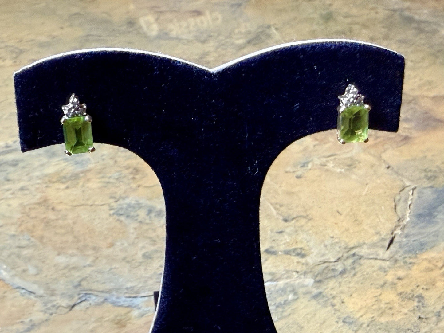 VINTAGE 10k GOLD PERIDOT AND DIAMOND GEMSTONE EARRINGS