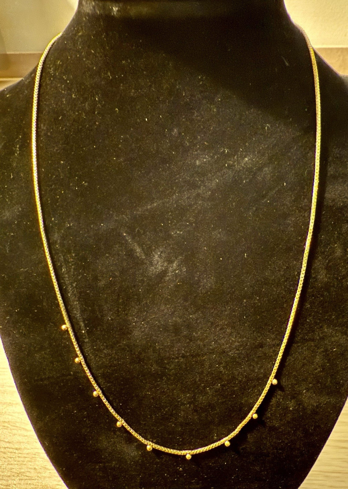 Vintage Gold Tone Necklace 