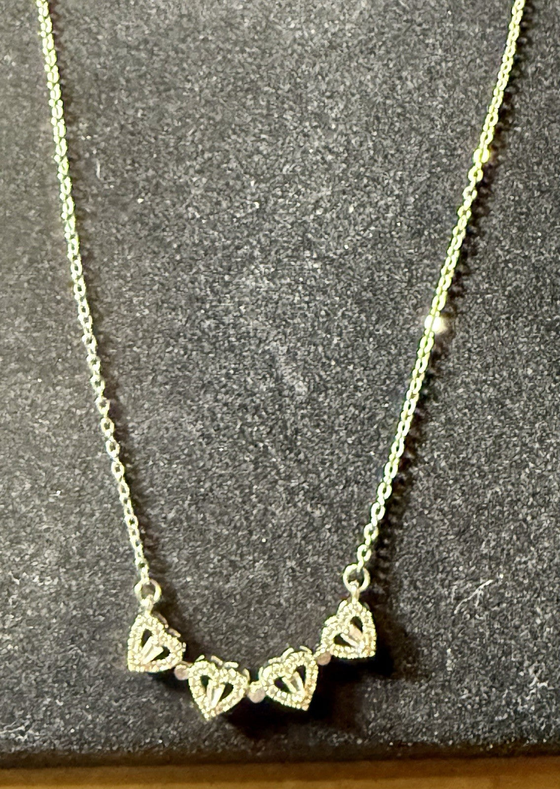 4 Leaf Clover Magnetic Heart Necklace