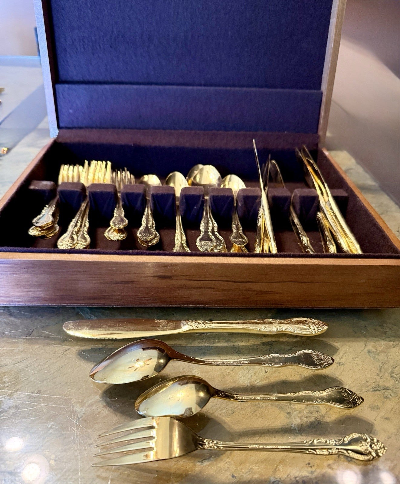 Vintage Rogers Silverplate Flatware Set Ornate Floral Handle in Wood Box
