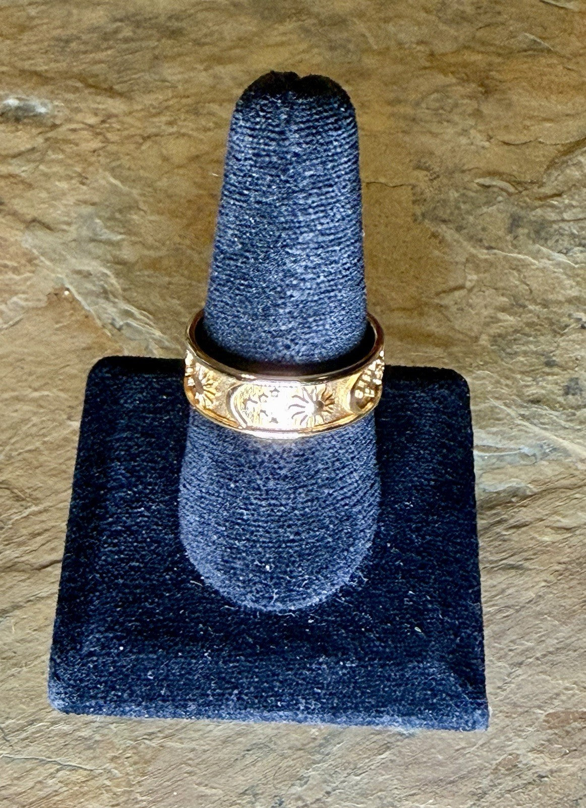 12K Gold Sun & Crescent Moon Band, Size 12, 5.71g