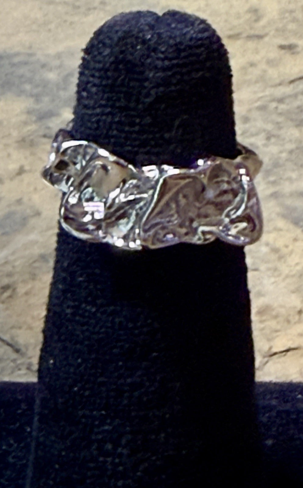 Silvertone Lava Ring - Size 5