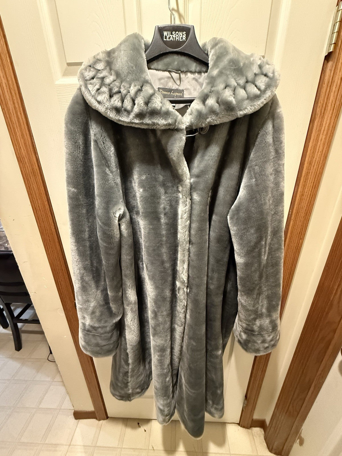 Vintage  Donna Lepure Faux Fur Coat 